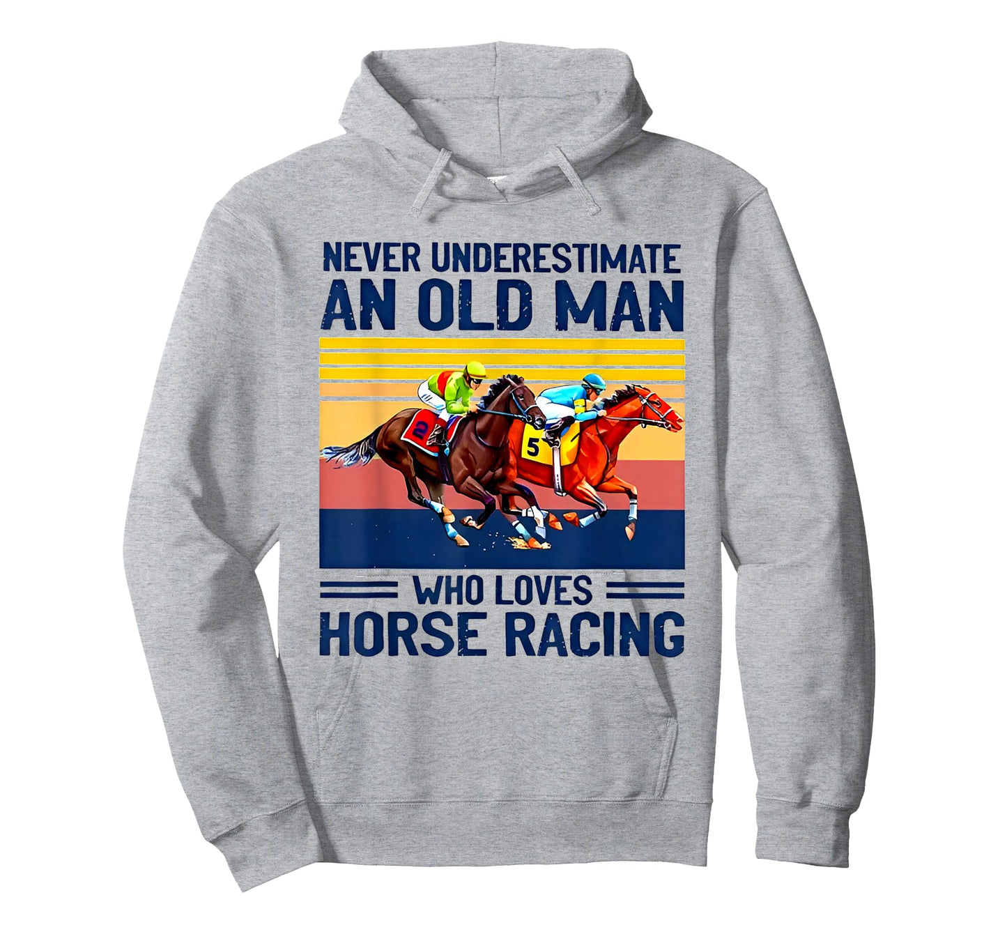 Never underestimate an old man who loves horse racing T-Shirt