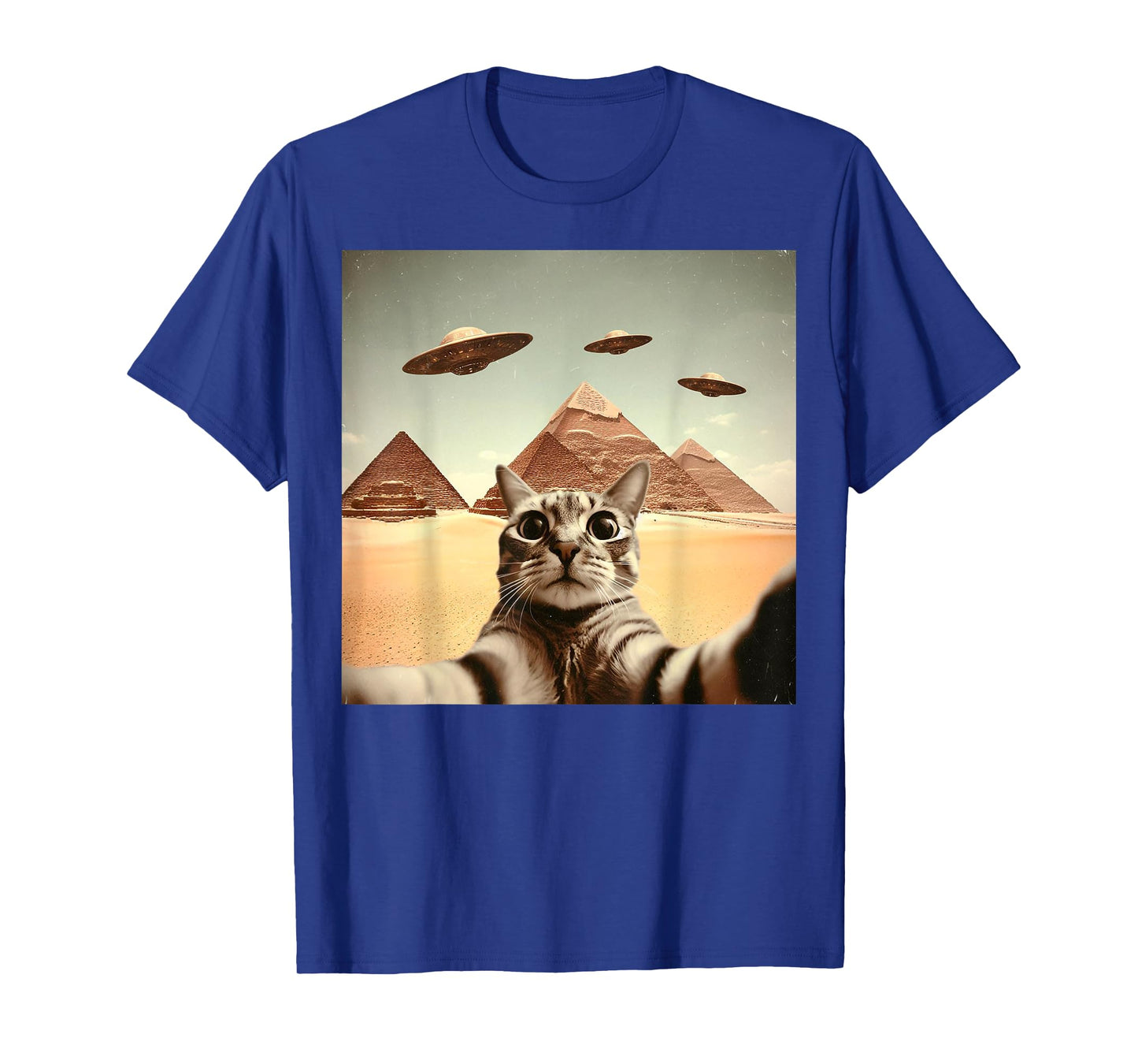 Cat Selfie With Alien UFO Funny Cat Gifts For Men Women Kid T-Shirt