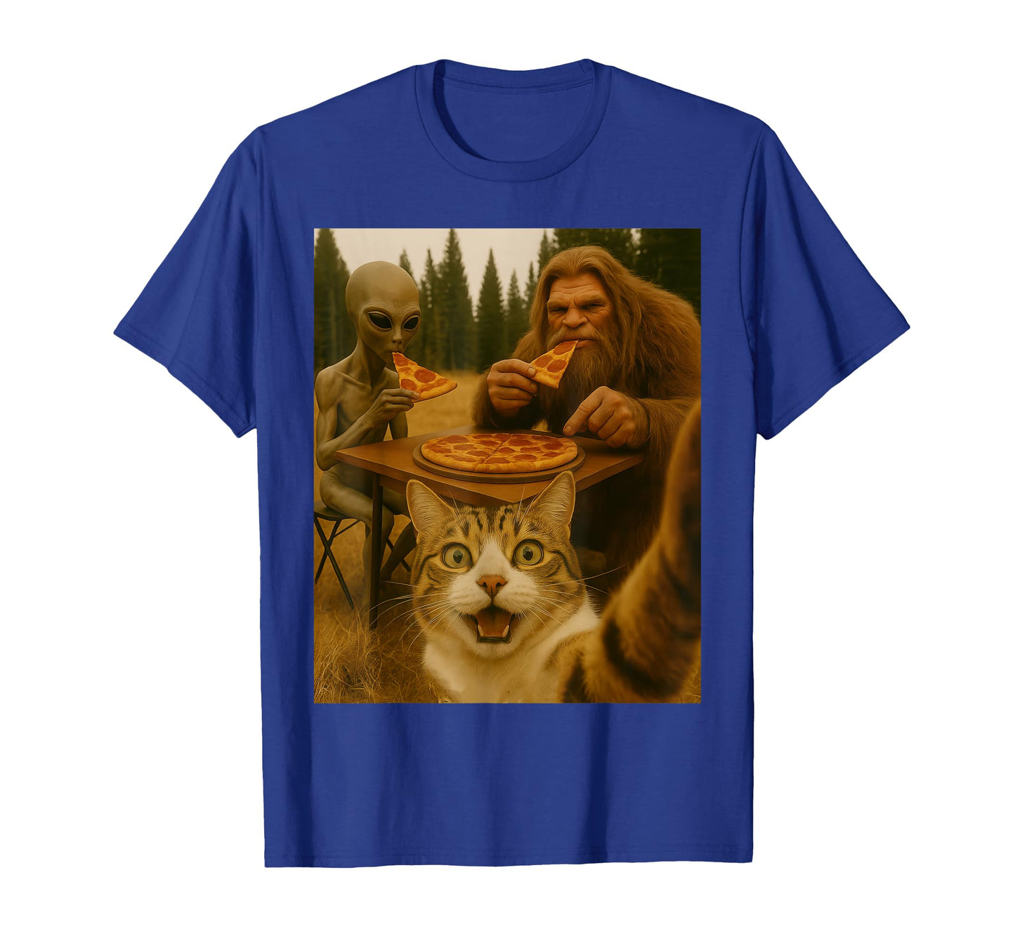 Funny Selfie of Cat With Bigfoot Eating Pizza With An Alien Men Women Kids T-Shirt