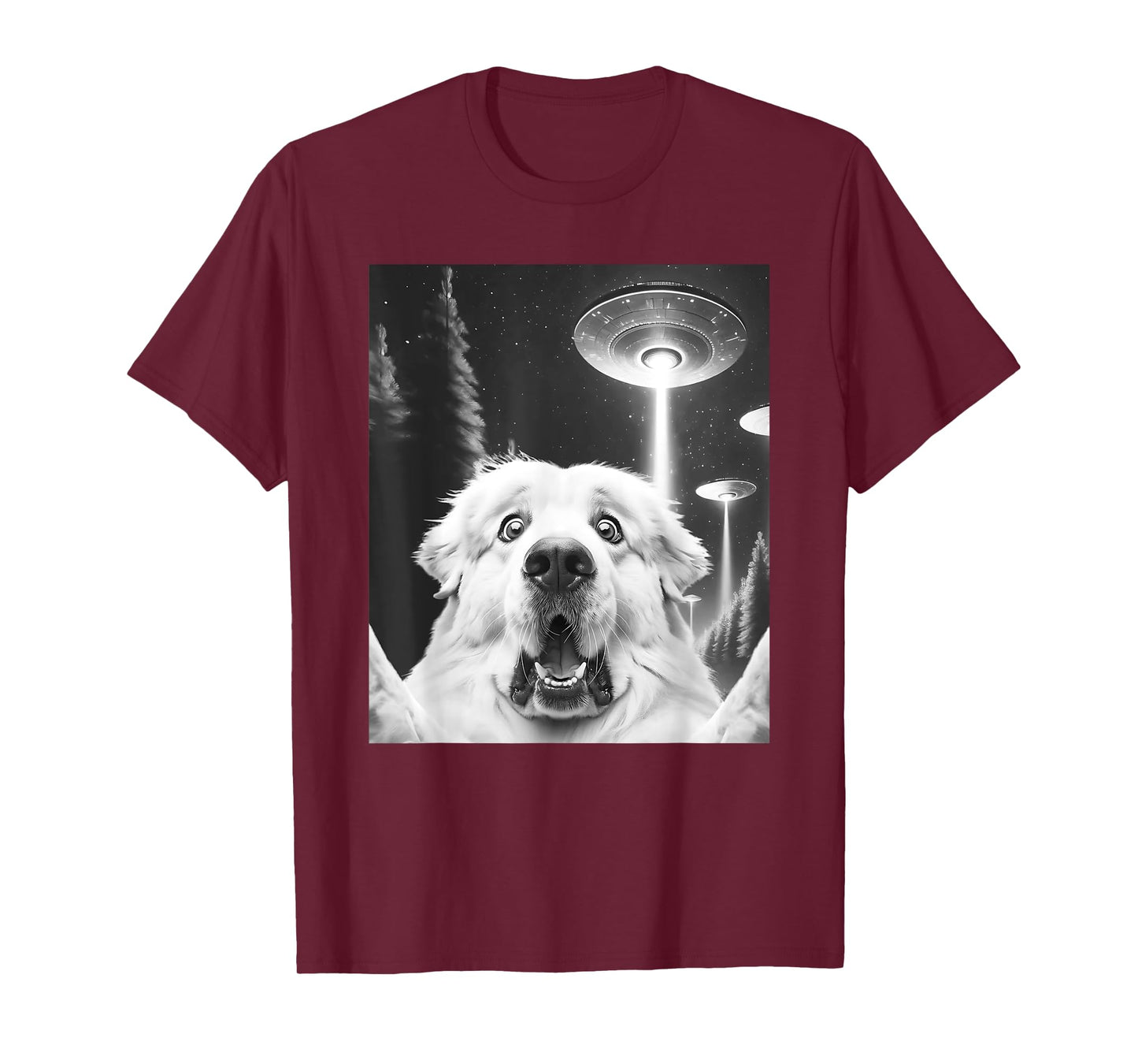 Funny Great Pyrenees Alien UFO Taking a Selfie Dog Mom Dad T-Shirt