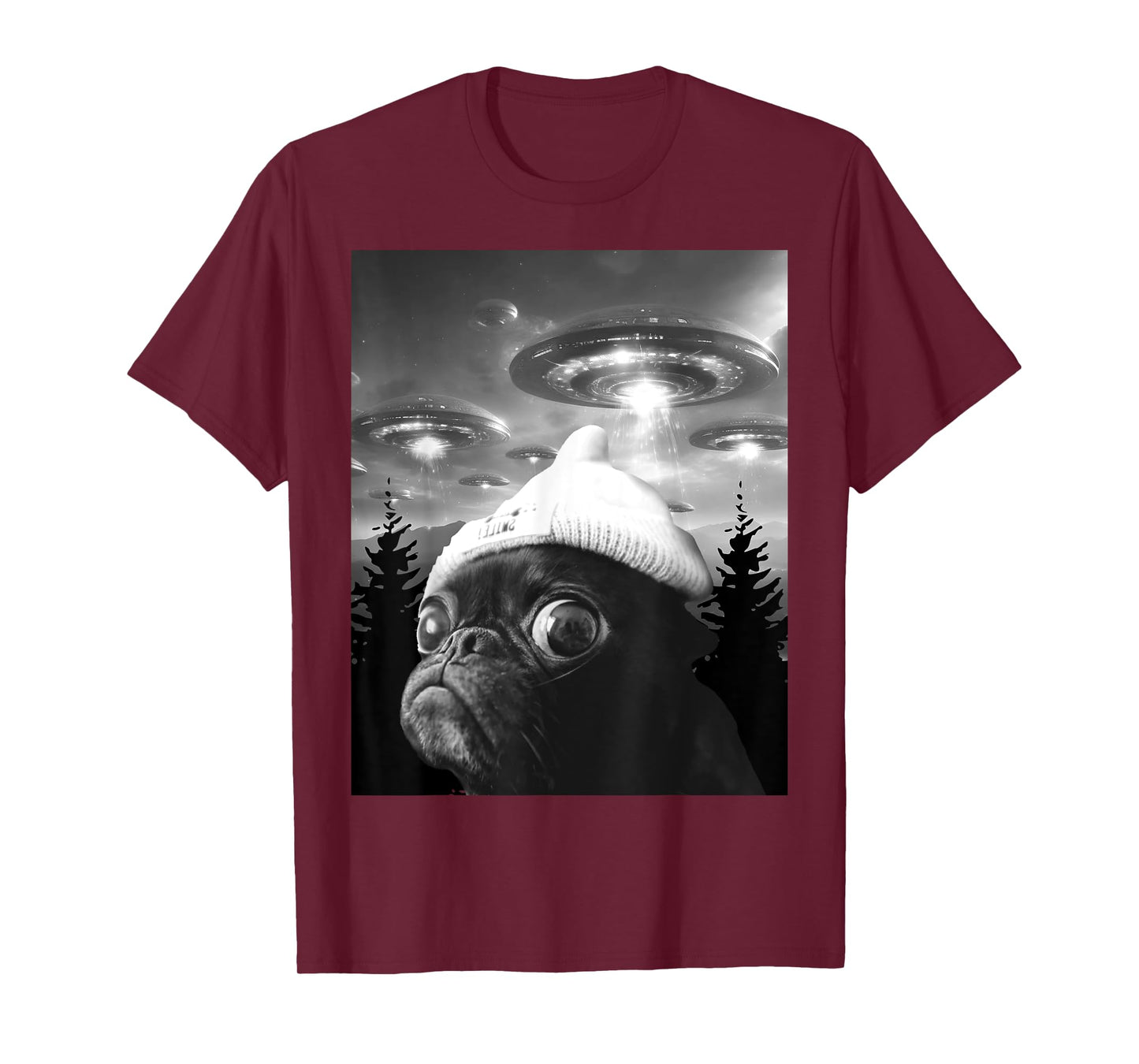 Cute Scared Pug Funny Dog Selfie With UFO T-Shirt