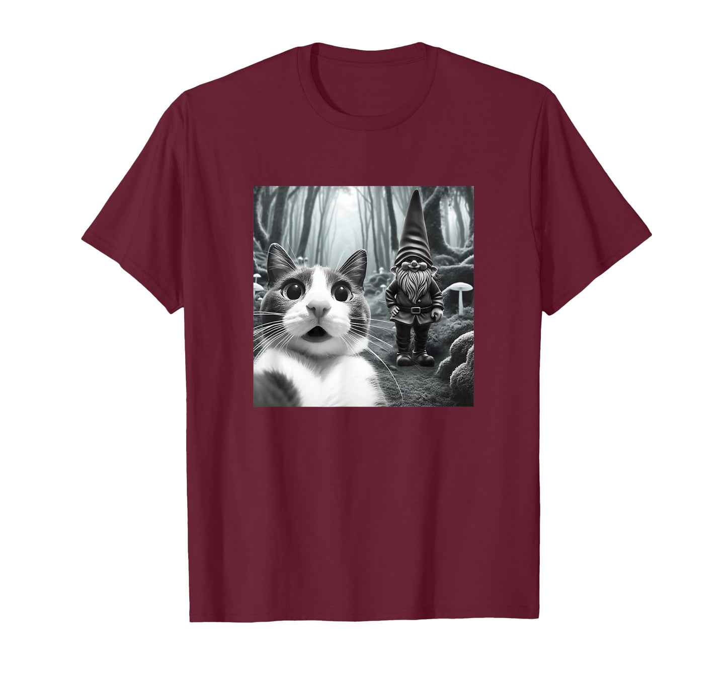 Funny Cat Selfie with Gnome Halloween Fall Christmas Women T-Shirt