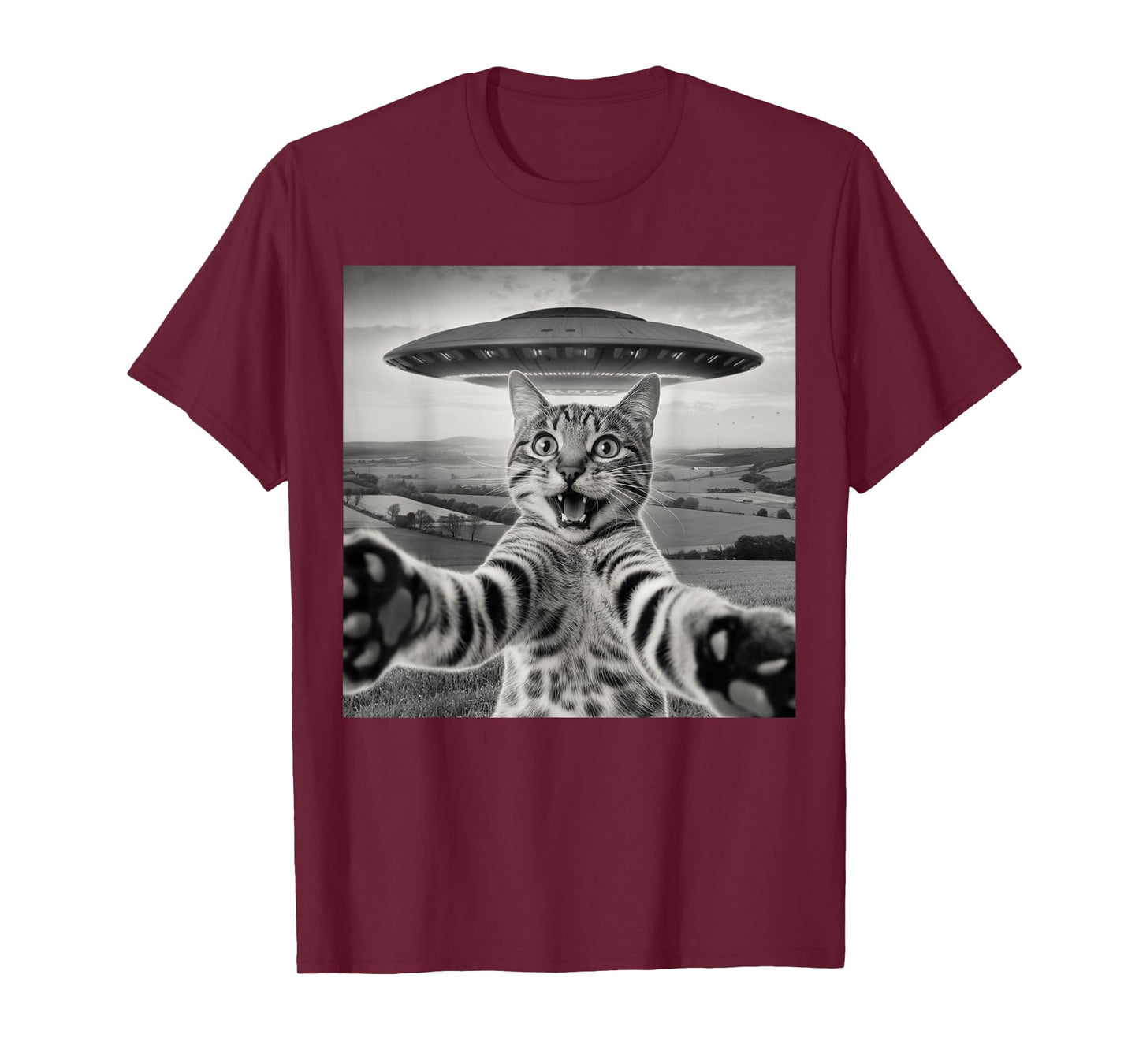Cat Selfie With Alien UFOs Funny Cat Sarcastic Humor Meme T-Shirt