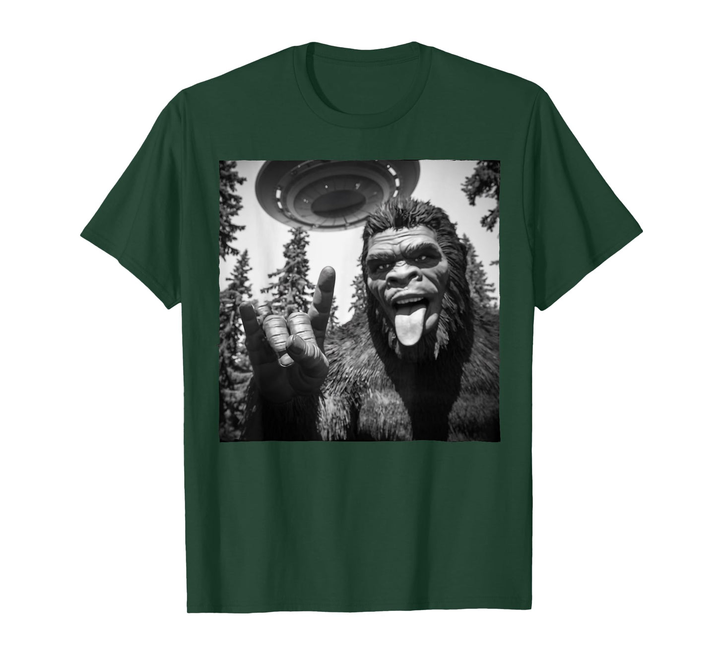 Bigfoot Rock On Selfie With UFO Alien Gifts Men Women Kid T-Shirt