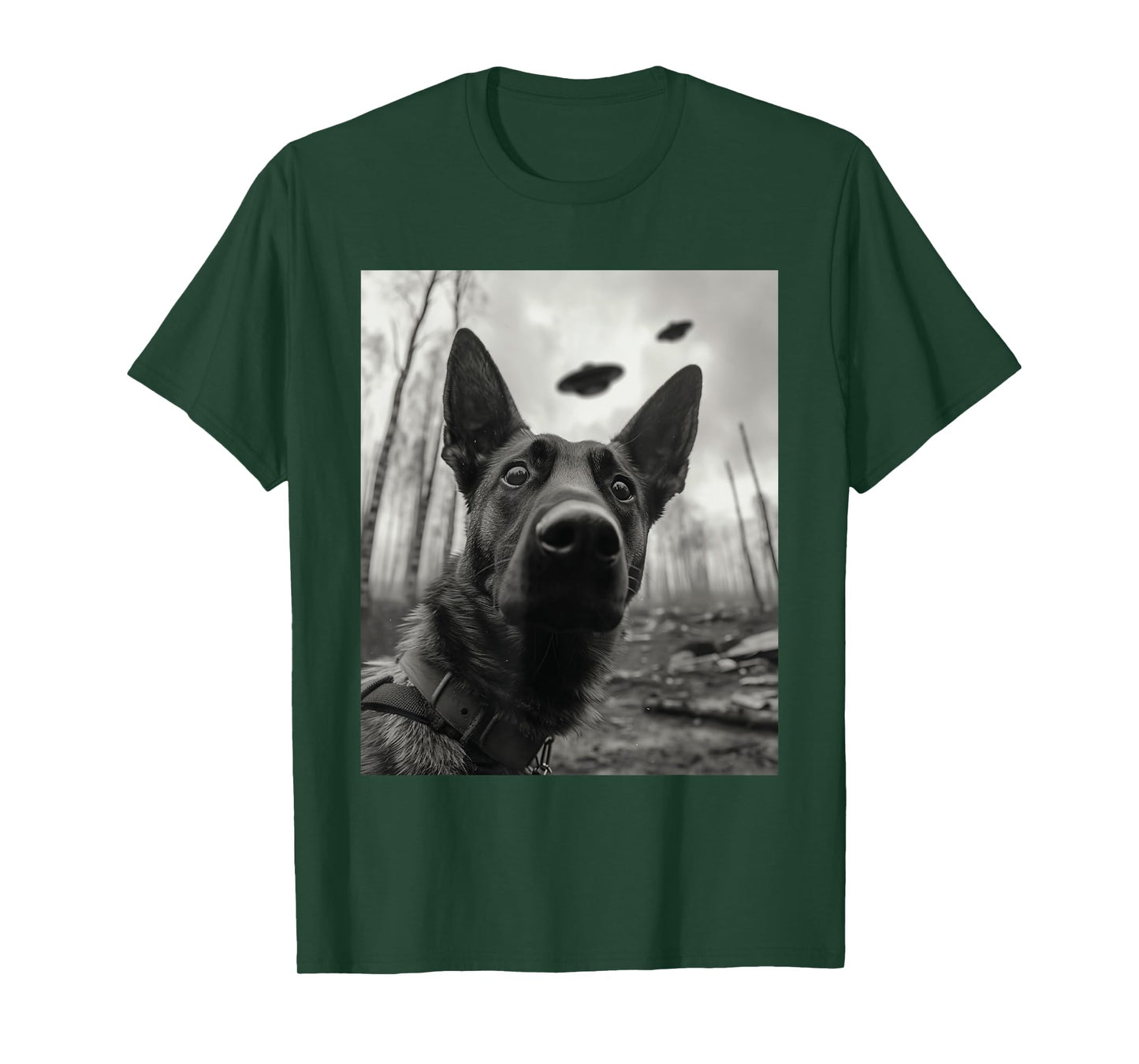 Dog Mom Dad - Funny Alien Selfie Malinois UFO Men Women T-Shirt