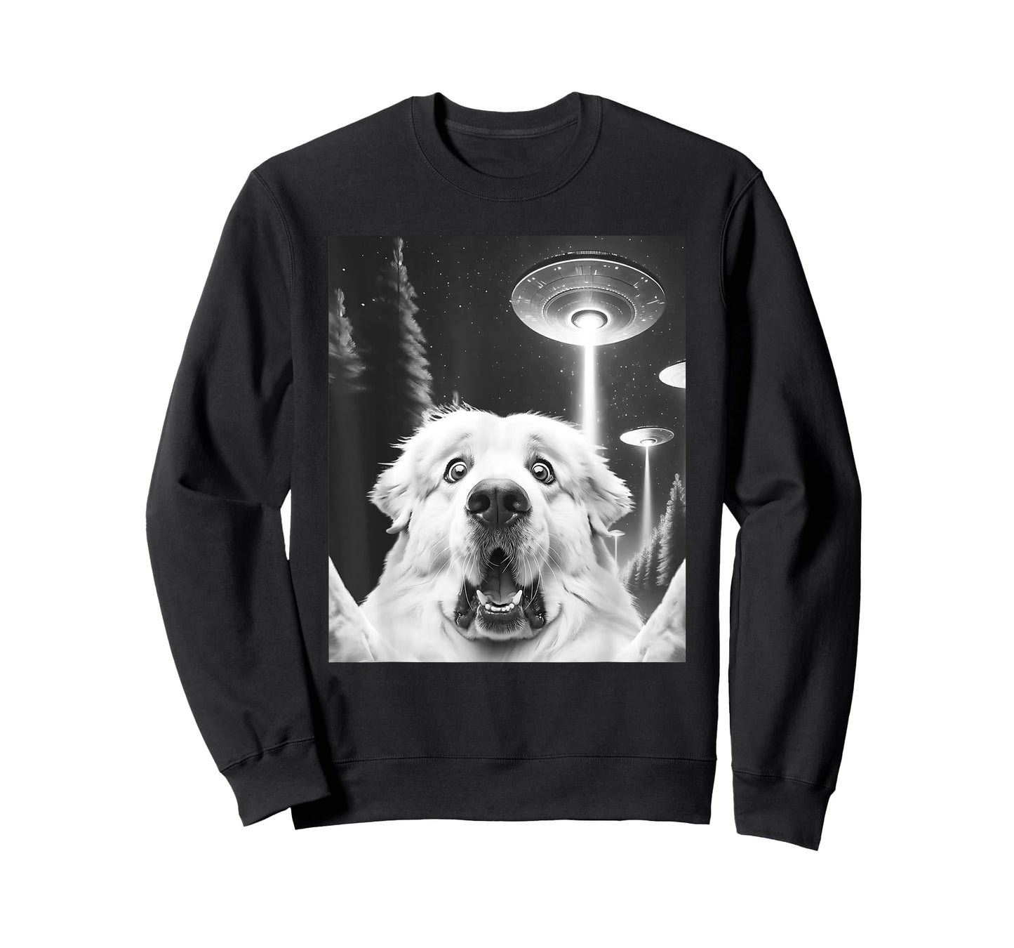 Funny Great Pyrenees Alien UFO Taking a Selfie Dog Mom Dad T-Shirt