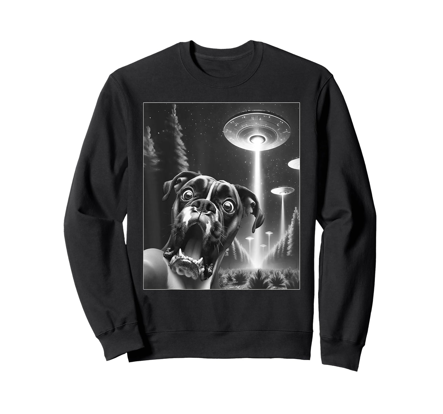 Funny Boxer Dog Alien UFO Taking a Selfie Dog Mom Dad Men Women Girls Kids T-Shirt