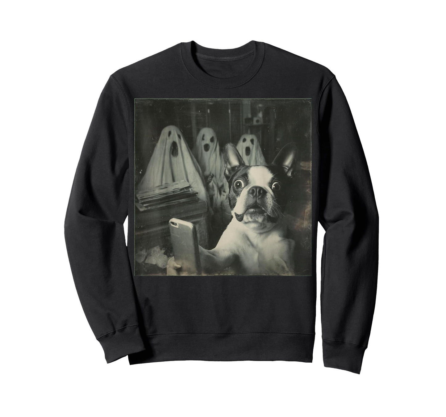 Funny Boston Terrier Selfie with Ghosts, Halloween Dog Lover T-Shirt