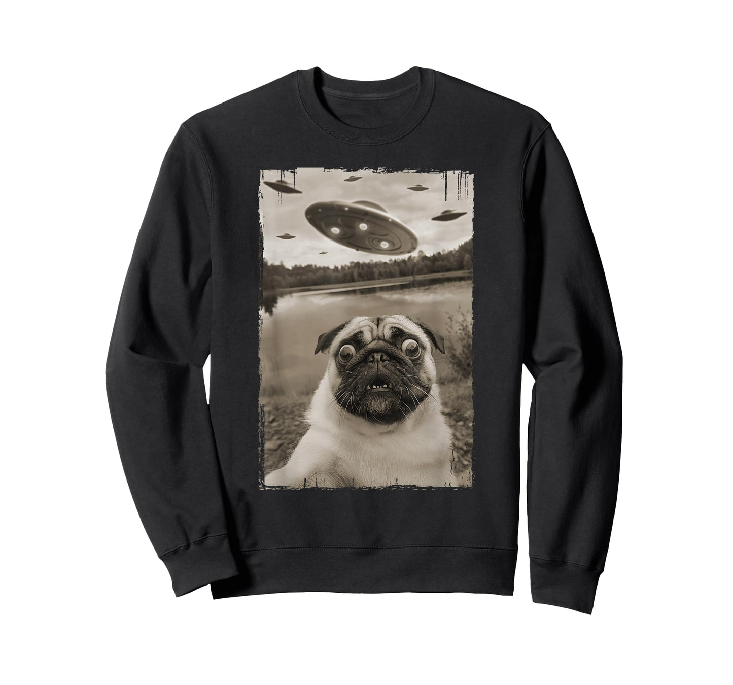 Vintage Pug UFO Encounters - Funny UFO and Pug Selfie T-Shirt