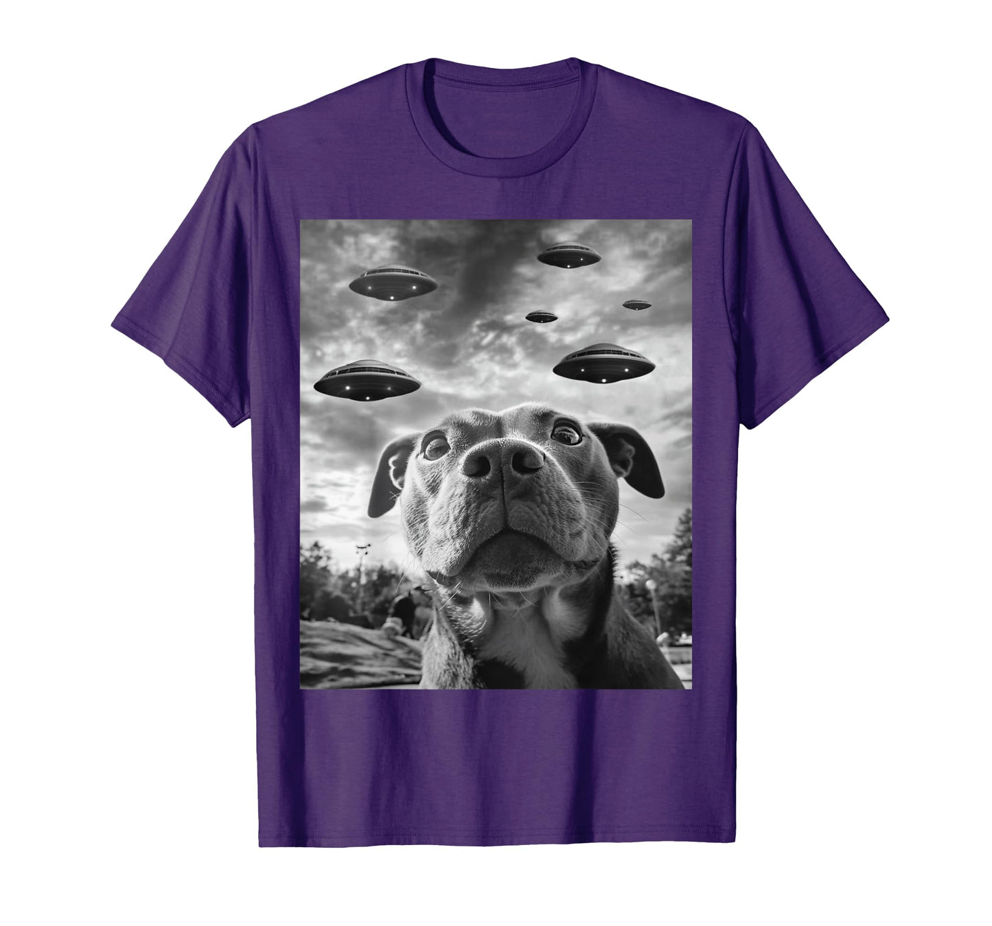 Funny Dog Pitbull Selfie with UFOs Alien Novelty T-Shirt