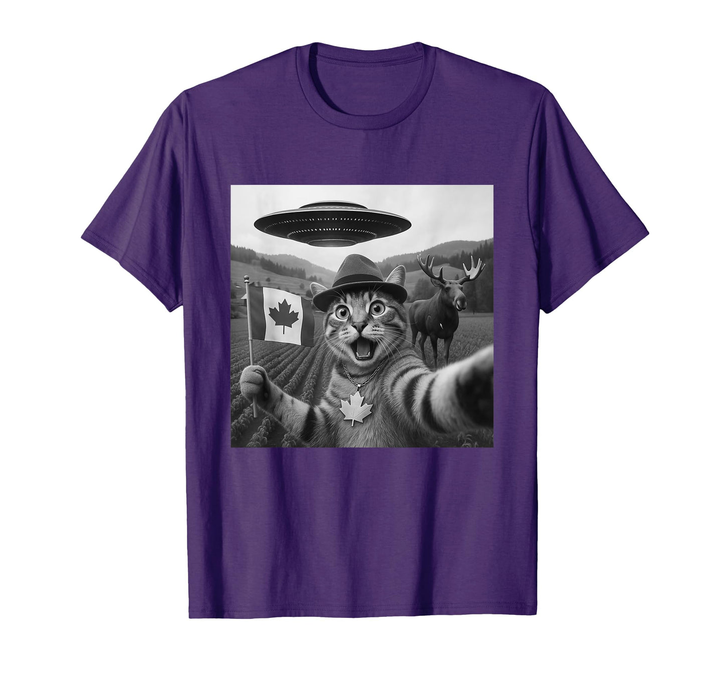 Cat Selfie With Alien UFO Canada Day Cat Gifts For Men Kid T-Shirt