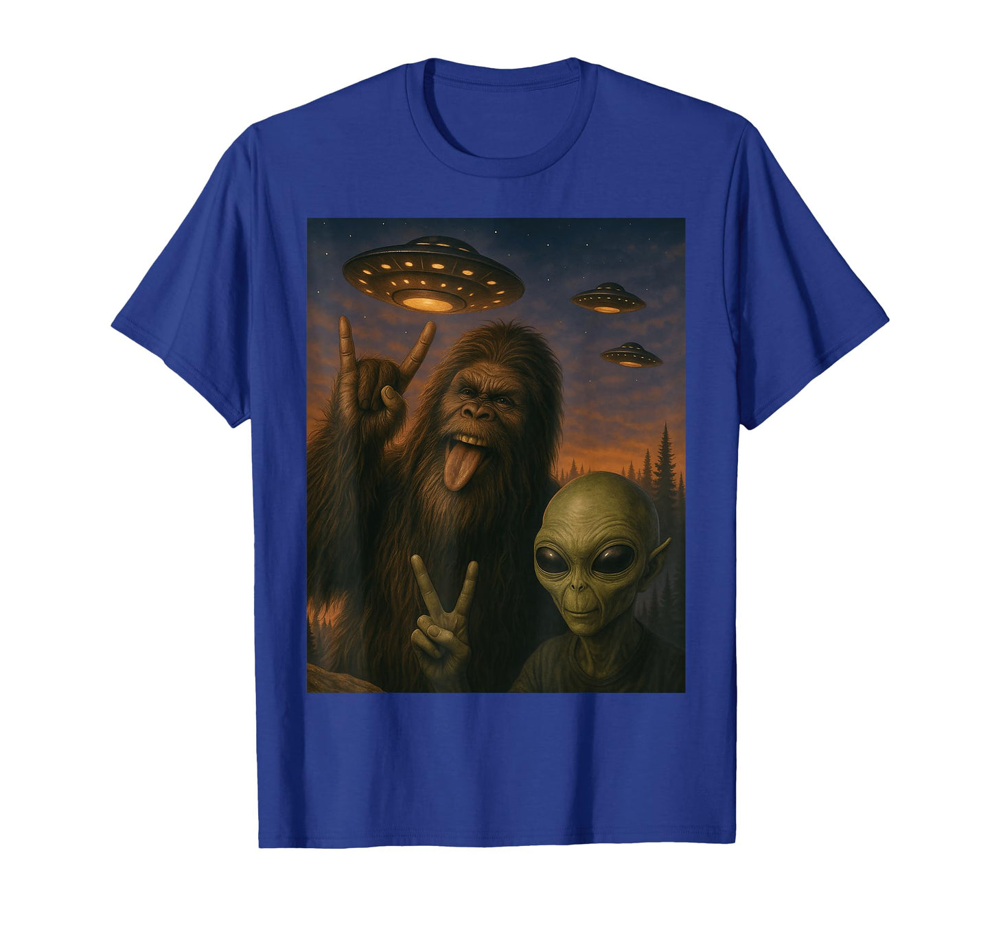 Bigfoot Alien Rock On Selfie UFO Funny Gifts Men Women Kid T-Shirt