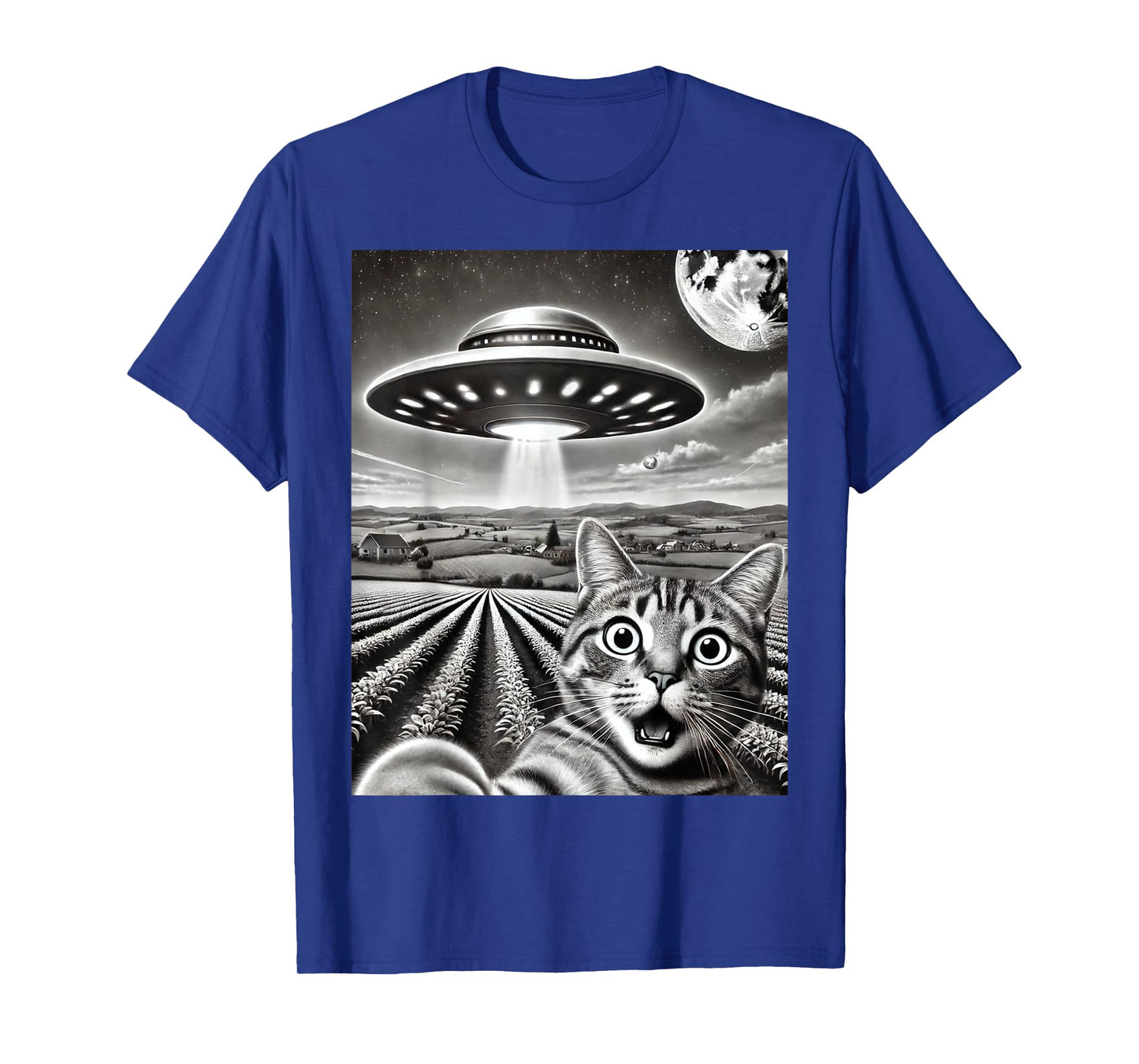Cat Selfie With Alien UFO Funny Cat Weird Graphic Men Women Kids T-Shirt