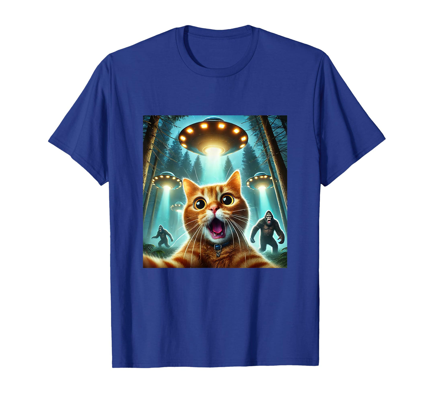 Cat Selfie With Bigfoot And Alien UFO Funny T-Shirt