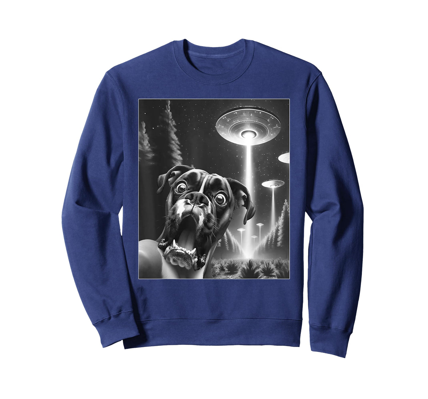 Funny Boxer Dog Alien UFO Taking a Selfie Dog Mom Dad Men Women Girls Kids T-Shirt
