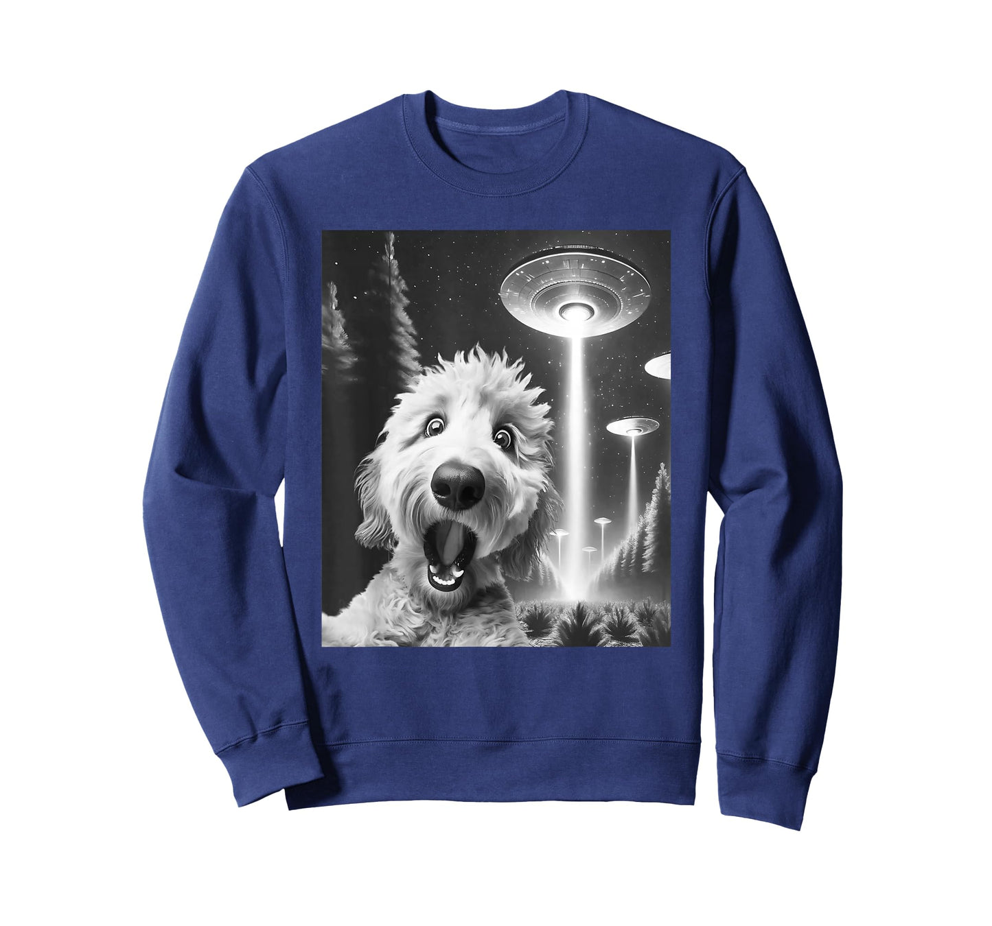 Funny Goldendoodle Alien UFO Taking a Selfie Dog Mom Dad T-Shirt