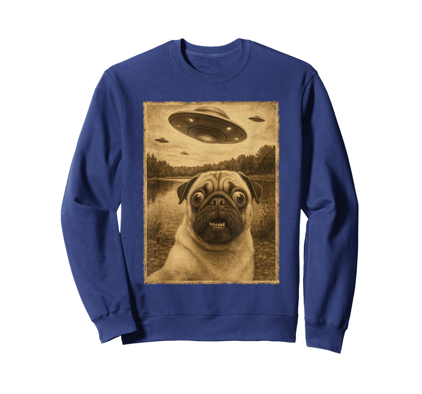 Vintage Pug UFO Encounters - Funny UFO and Pug Selfie T-Shirt