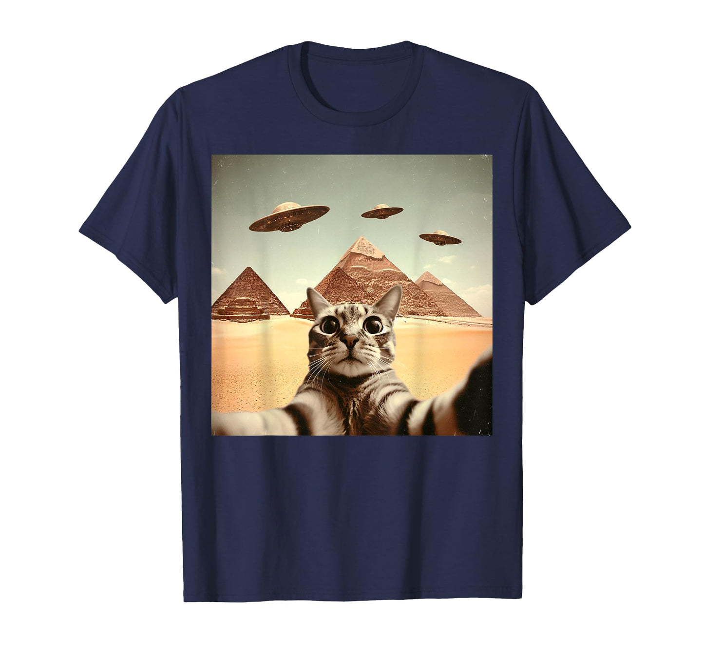 Cat Selfie With Alien UFO Funny Cat Gifts For Men Women Kid T-Shirt
