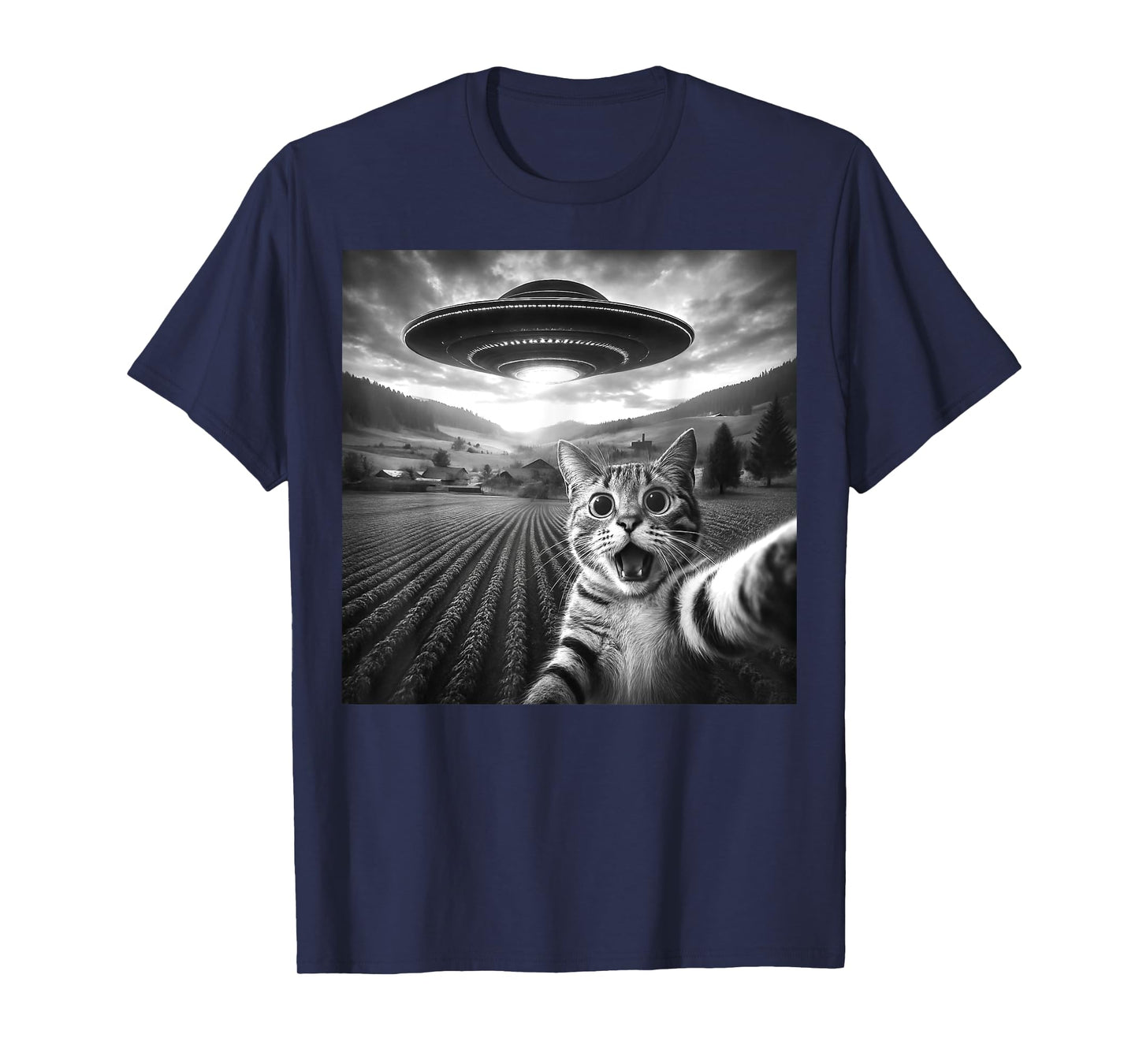 Cat Selfie With Alien UFO Funny Cat Gifts For Men Women Kid T-Shirt
