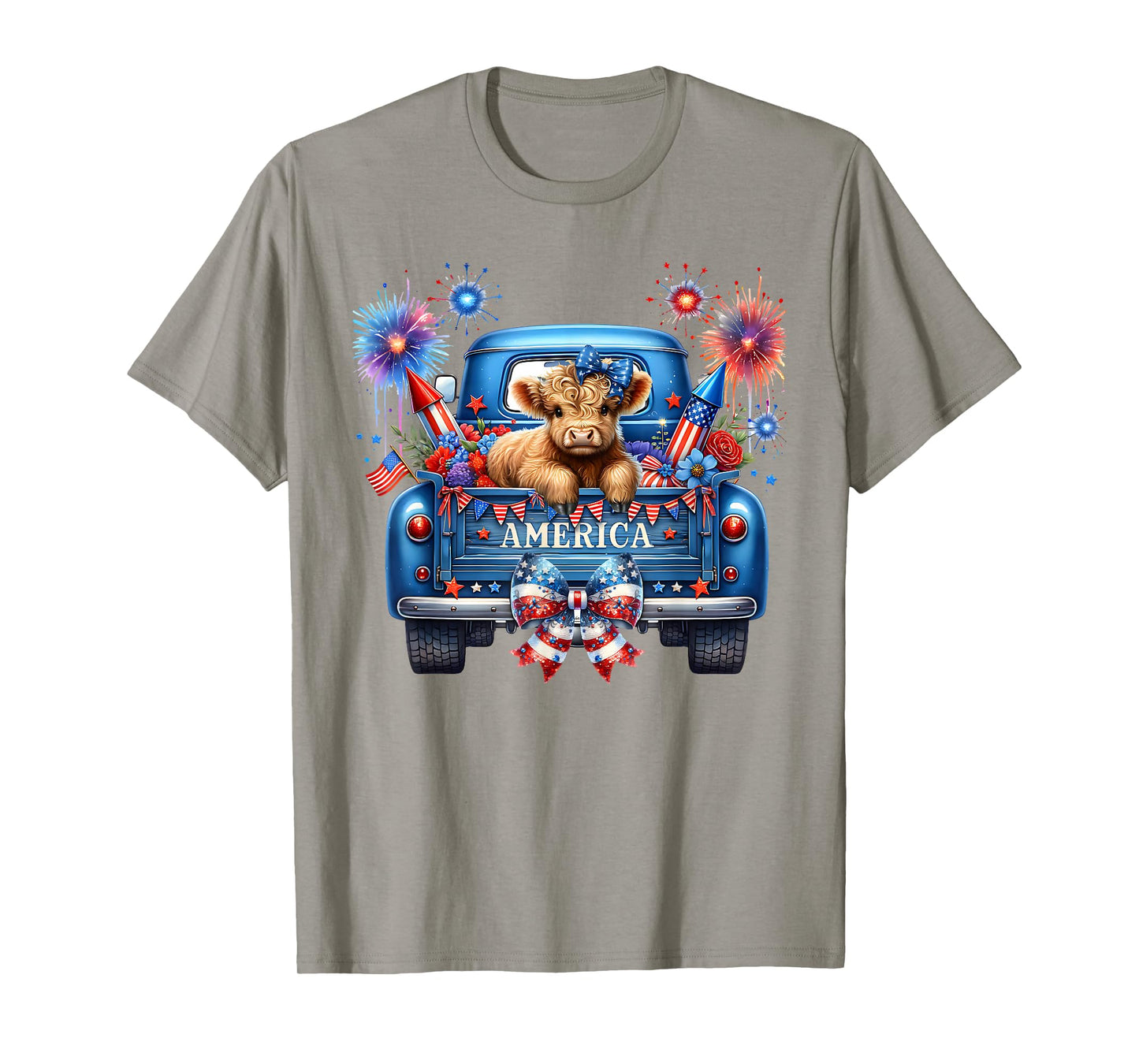 Cute Highland Cow 4th of July USA Flag Patriotic Cow Farmer T-Shirt