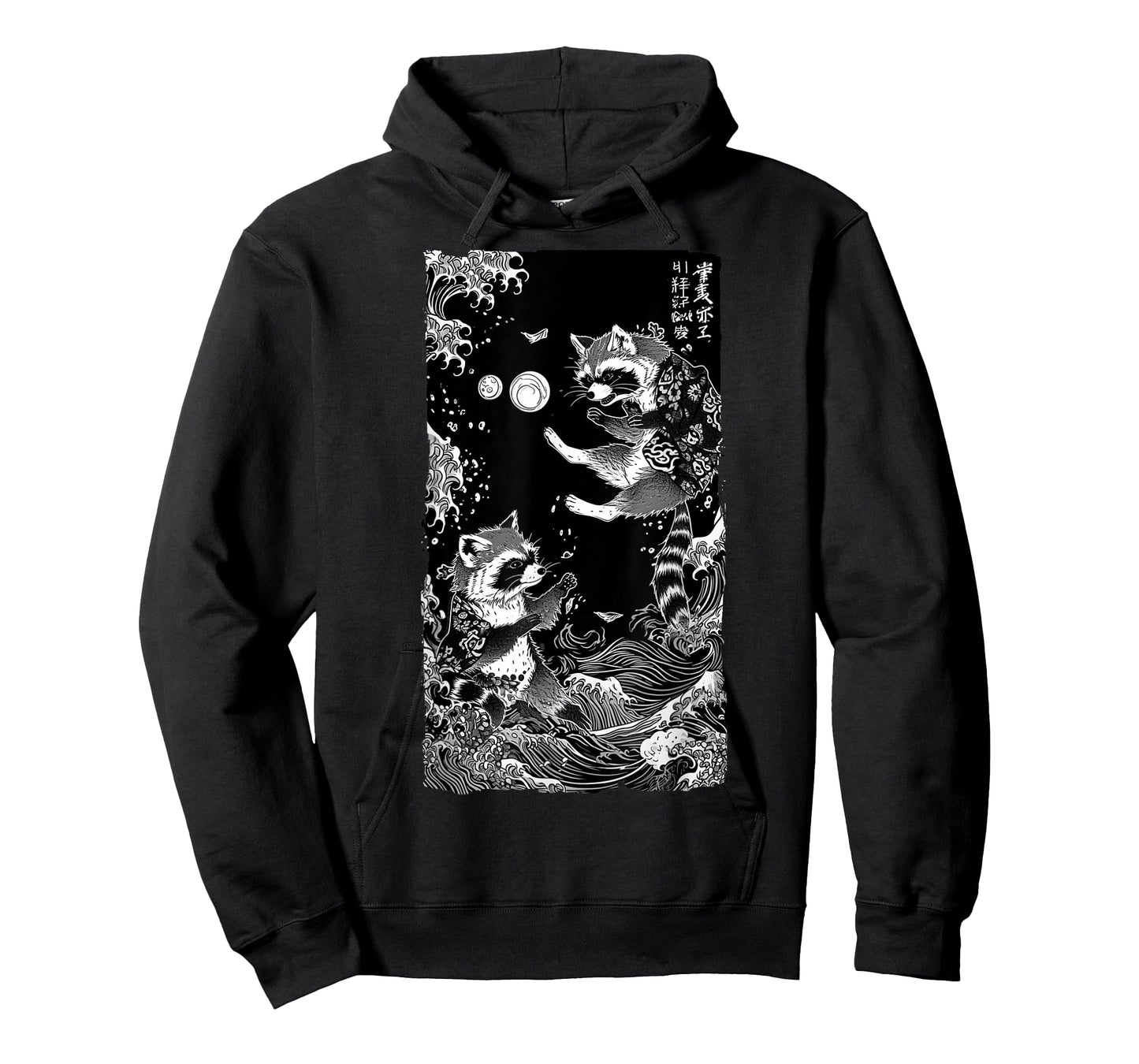 Raccoon Samurai Duel: Ukiyo-e Battles Japanese Art Print T-Shirt