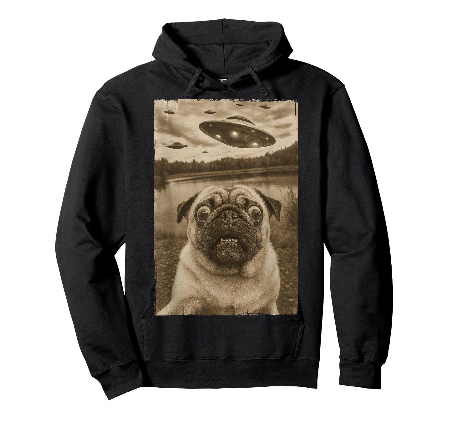Vintage Pug UFO Encounters - Funny UFO and Pug Selfie T-Shirt