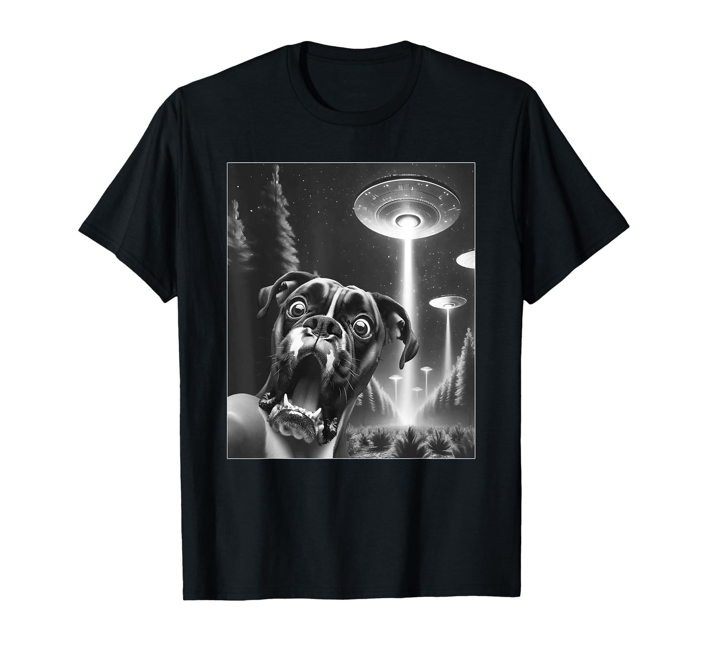 Funny Boxer Dog Alien UFO Taking a Selfie Dog Mom Dad Men Women Girls Kids T-Shirt