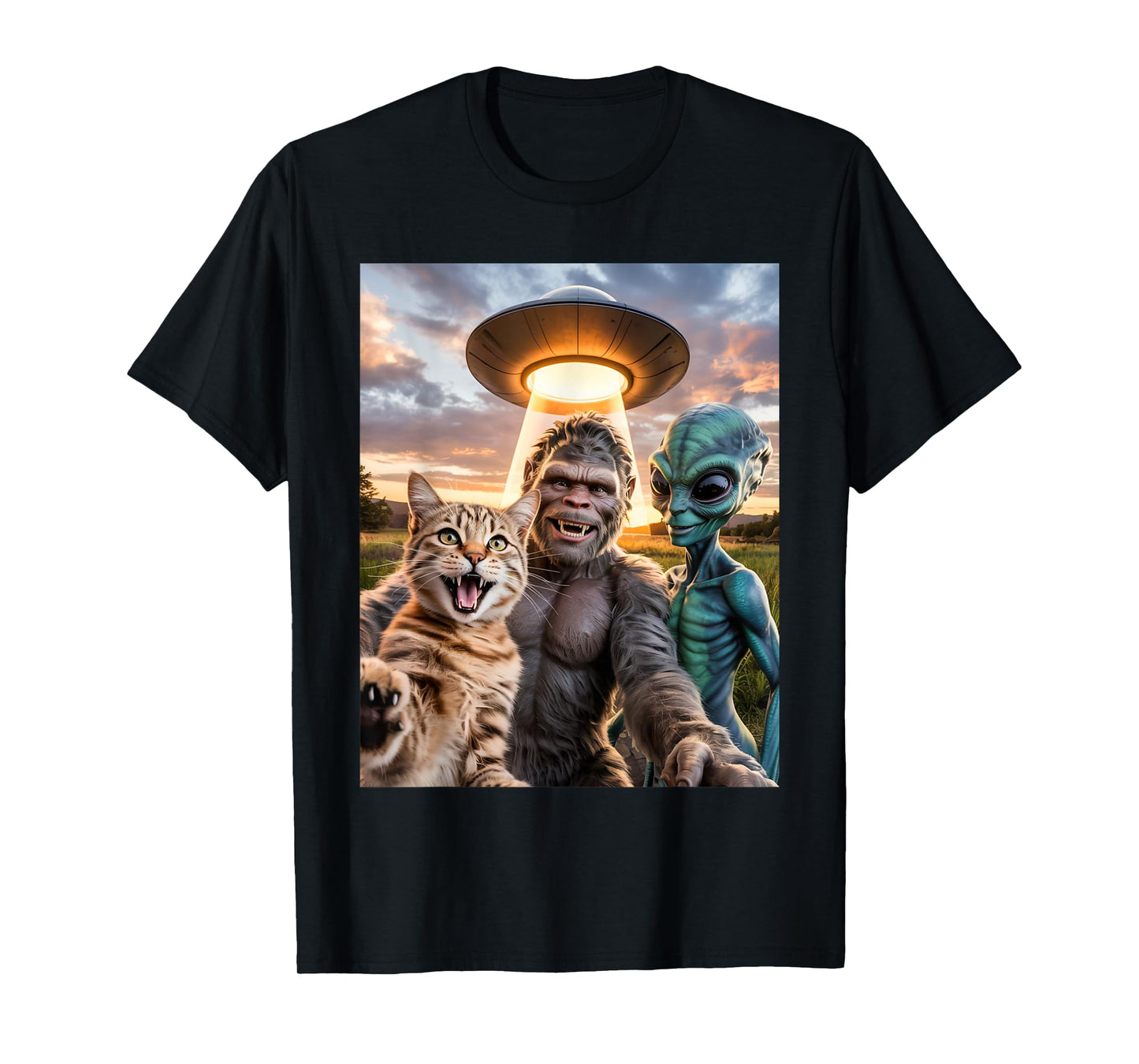 Cat Bigfoot Alien Selfie BFF Funny Photo With UFO Men Women T-Shirt
